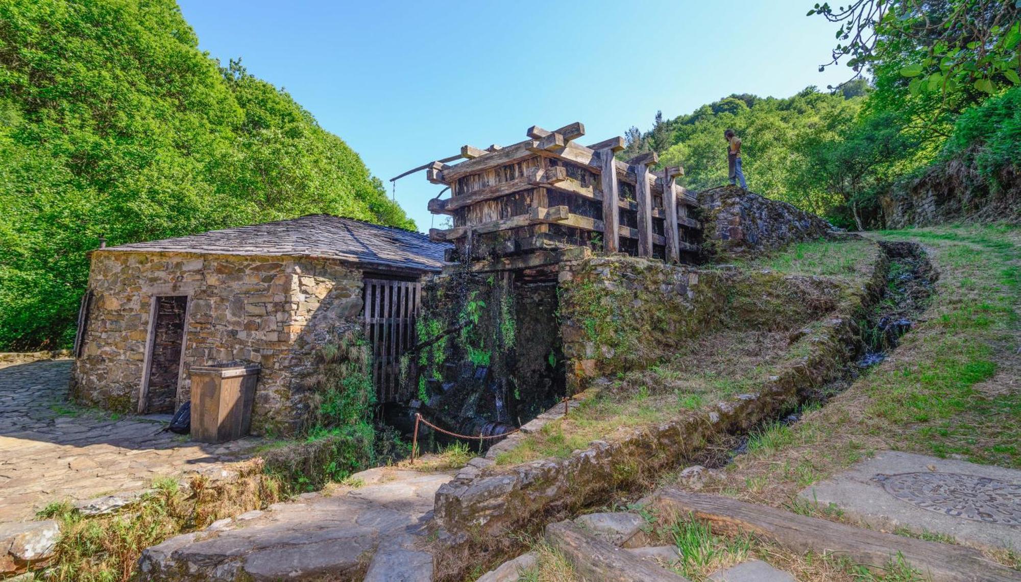 סנטה אאולליה דה אוסקוס Apartamentos Rurales Tin Turismo מראה חיצוני תמונה